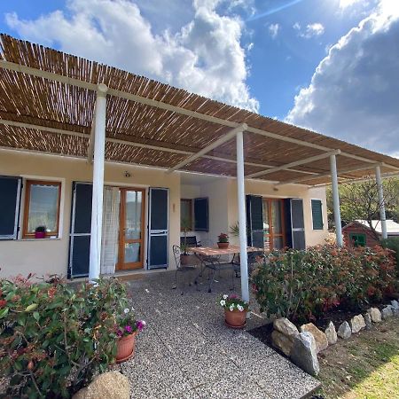 Villetta Di Rosa Прокио Екстериор снимка