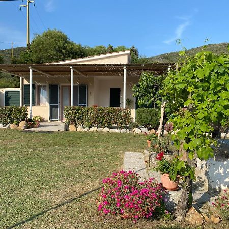 Villetta Di Rosa Прокио Екстериор снимка