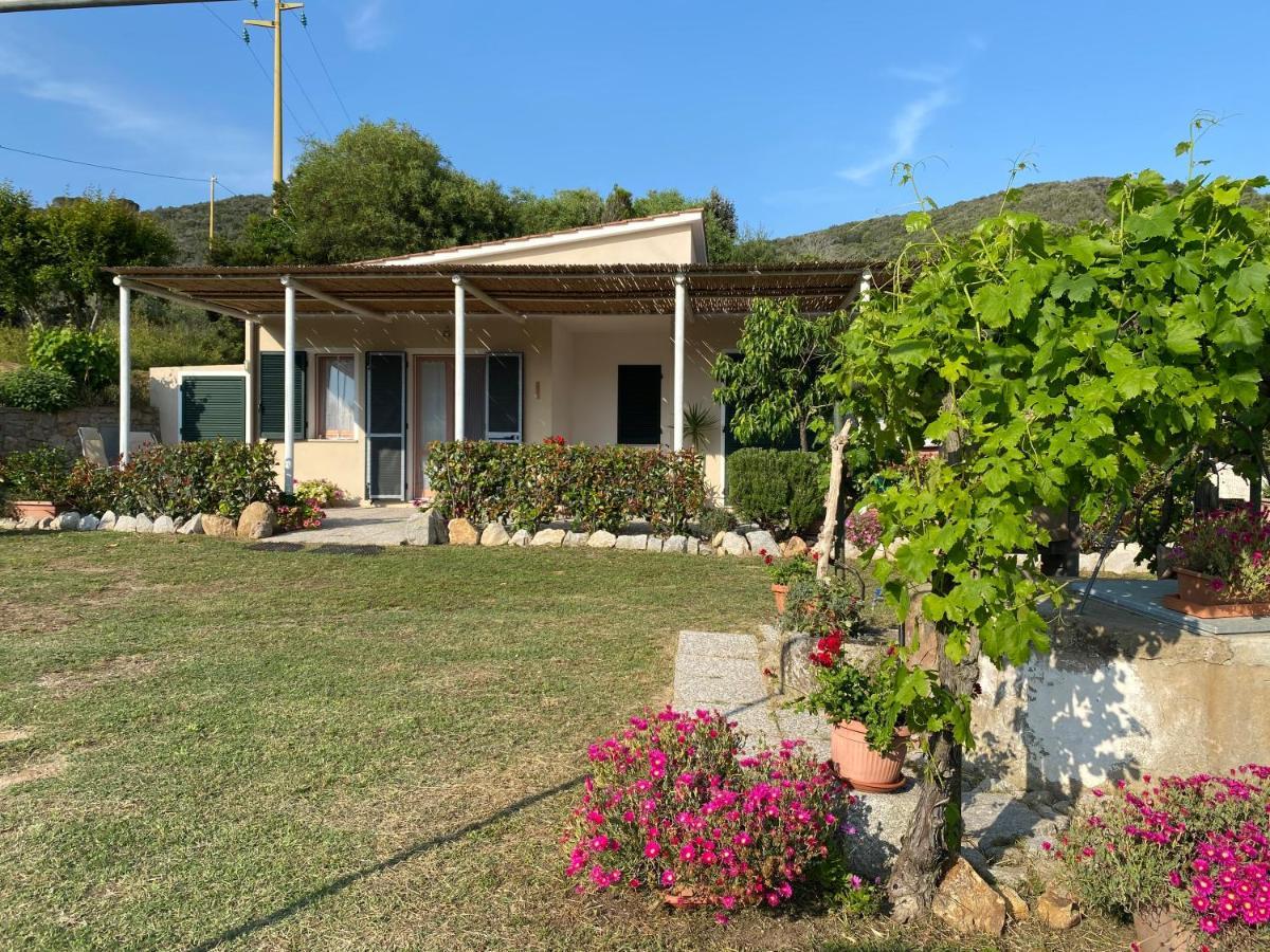 Villetta Di Rosa Прокио Екстериор снимка